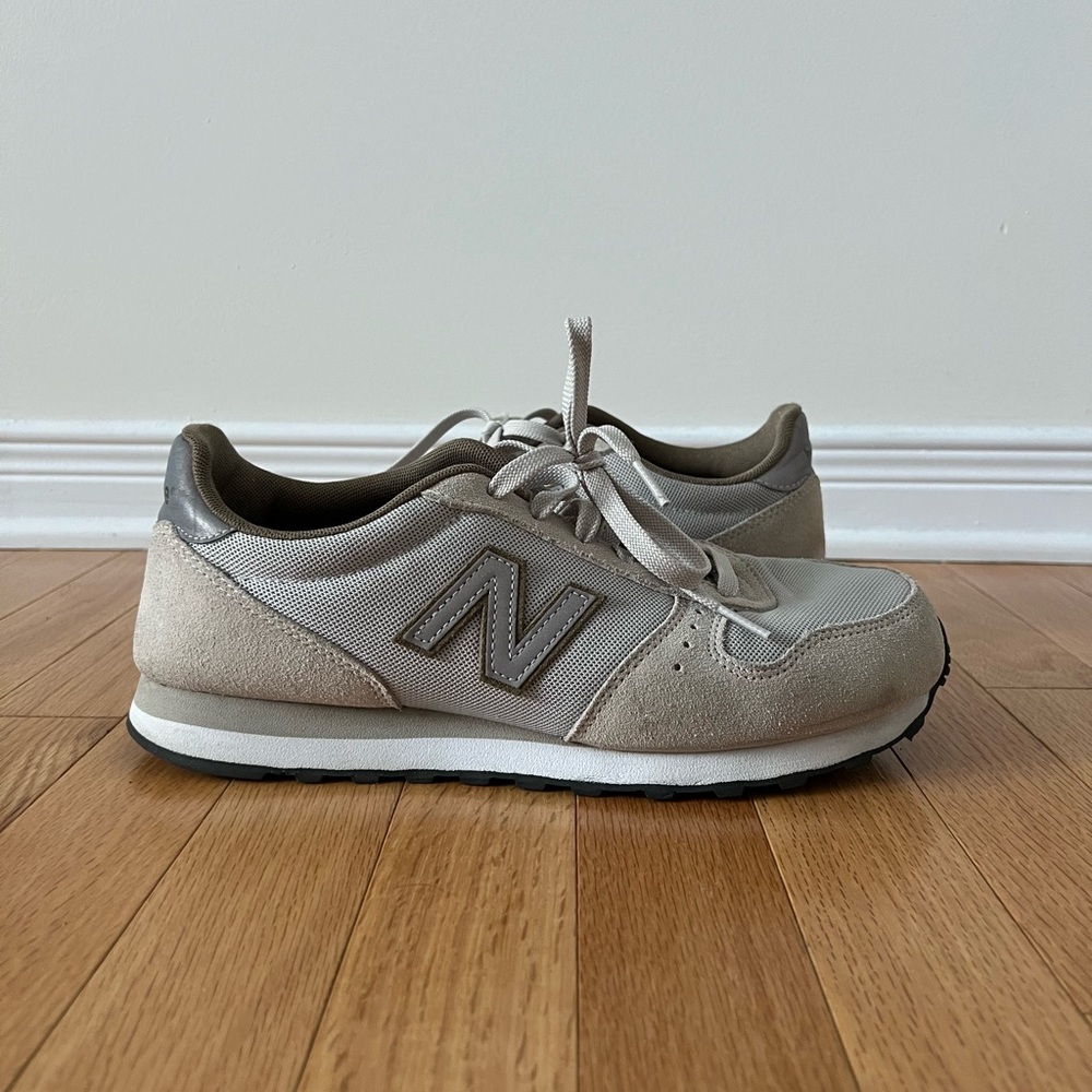 NEW BALANCE 311